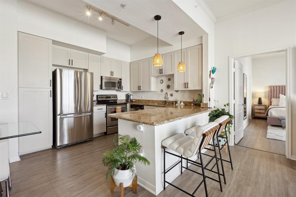 Renaissance On Turtle Creek Condo - Residential