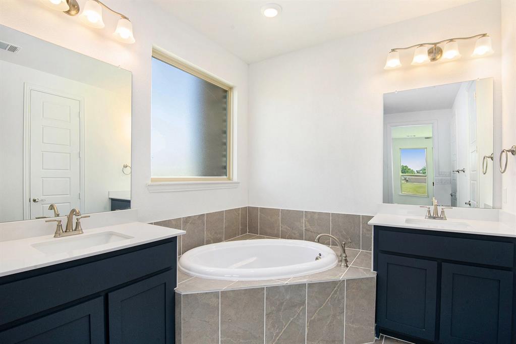 Stonehenge II - Residential