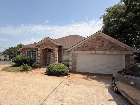 Photo of 1201 Vistawood Drive, Mansfield, TX 76063 (MLS # 21251399)