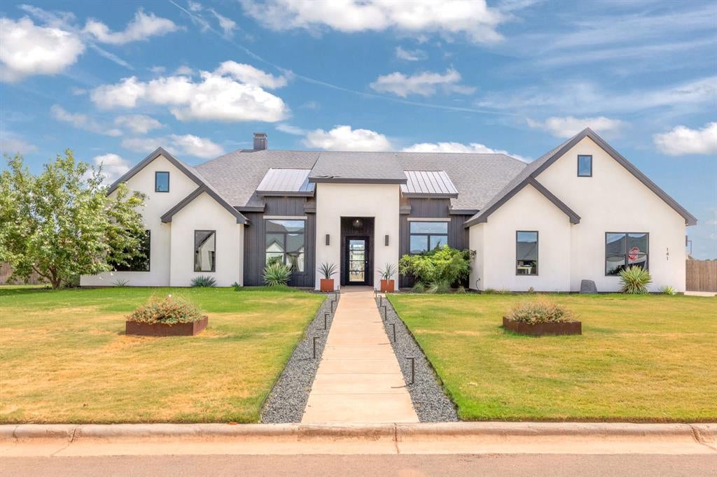 141 Gainesway Drive
