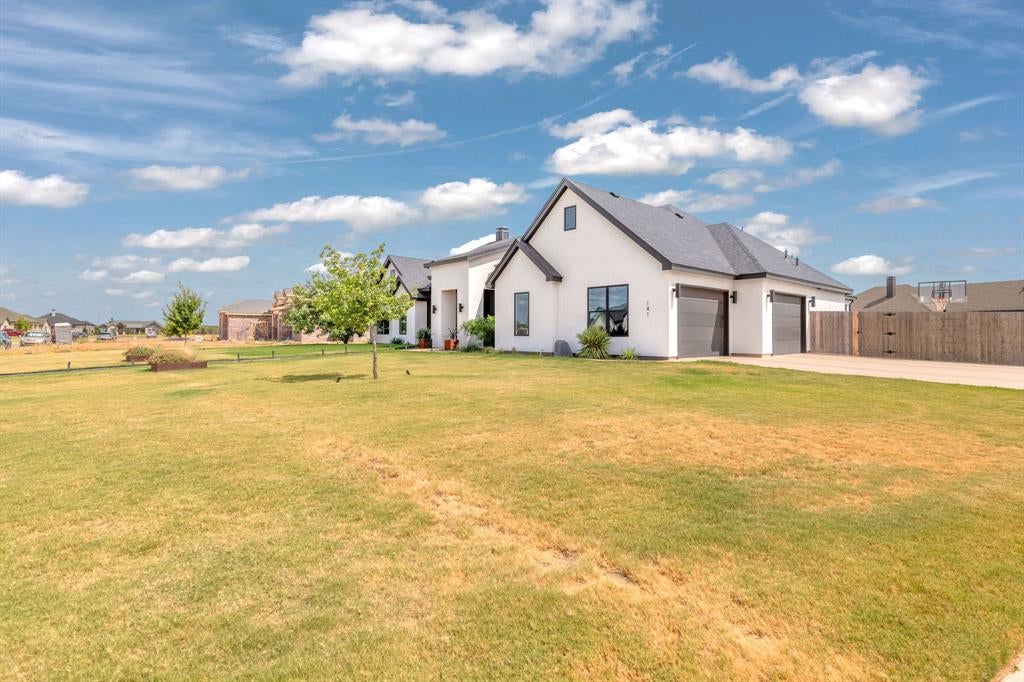 141 Gainesway Drive