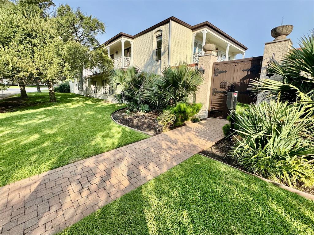 5907 E University Boulevard 201