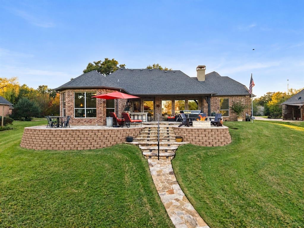 Photo of 108 County Road 3187, Corsicana, TX 75109 (MLS # 21418436)