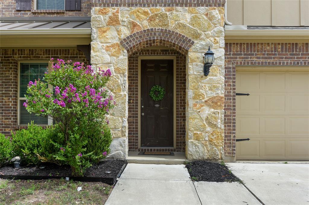 2453 Whispering Pines Drive