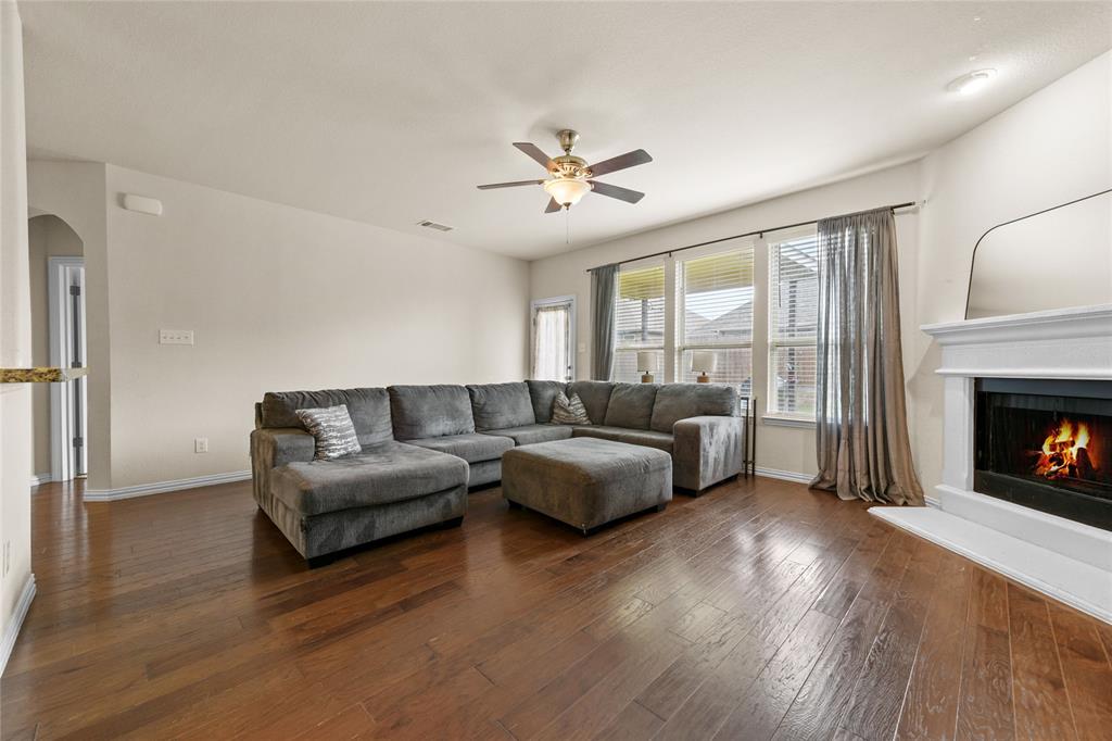 2453 Whispering Pines Drive