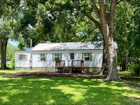410 Heights Boulevard Omaha TX 75571