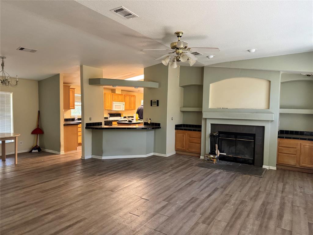 10051 Private Road 2429