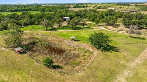 A home in Comanche