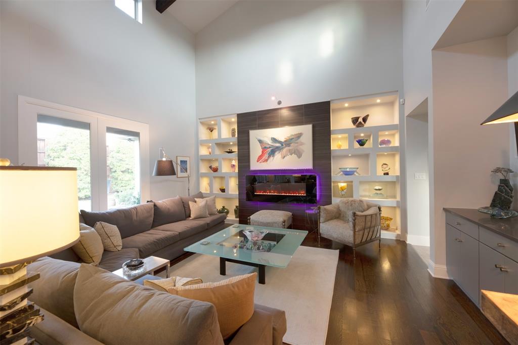 Highland Oaks Highland Villag - Residential