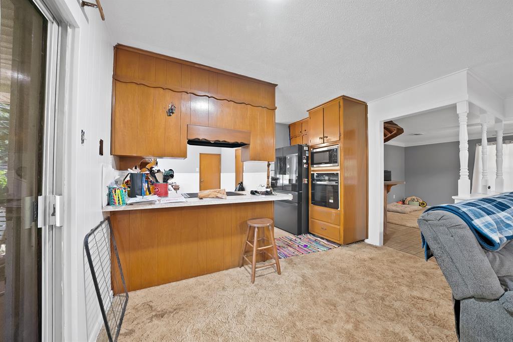 305 W Bethesda Road