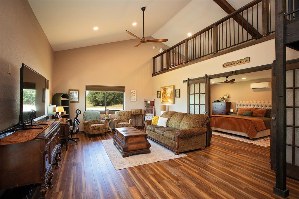 Sportsmans World 01 - Residential