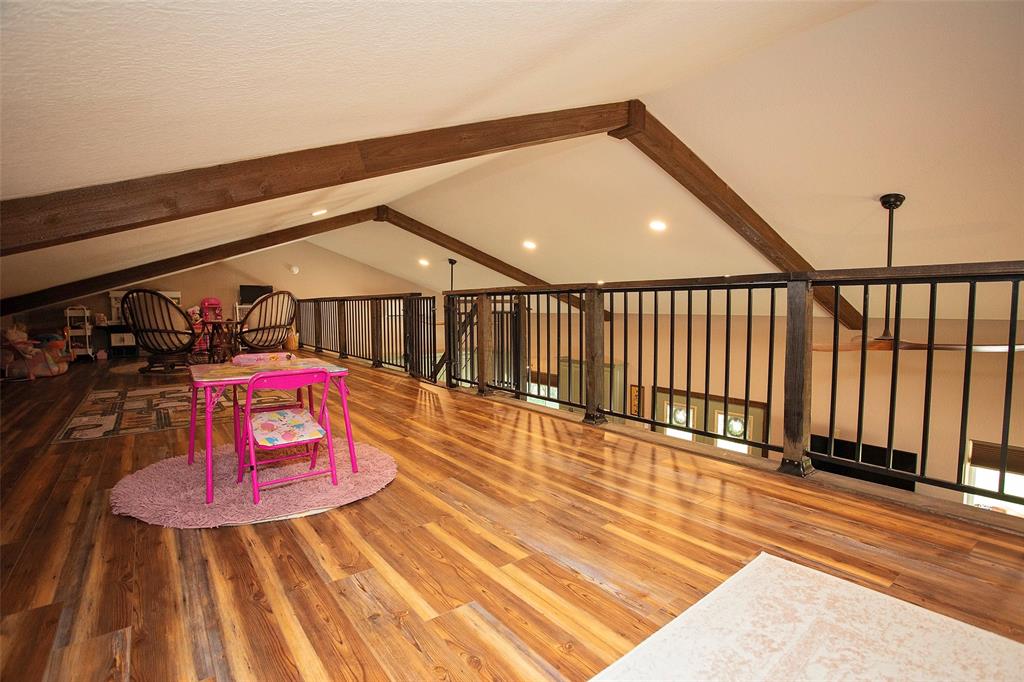 Sportsmans World 01 - Residential