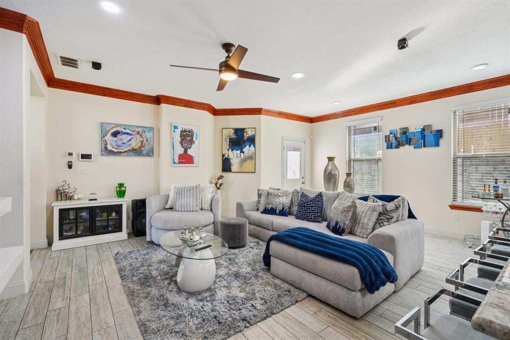 Village Runyon Spgs - Residential