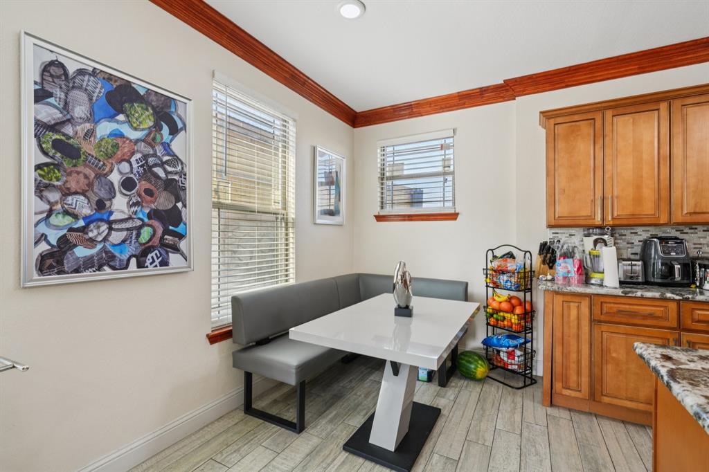 Village Runyon Spgs - Residential