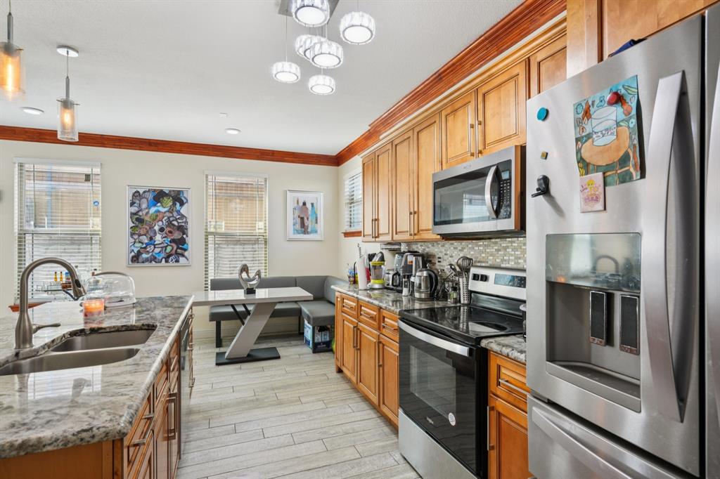 Village Runyon Spgs - Residential