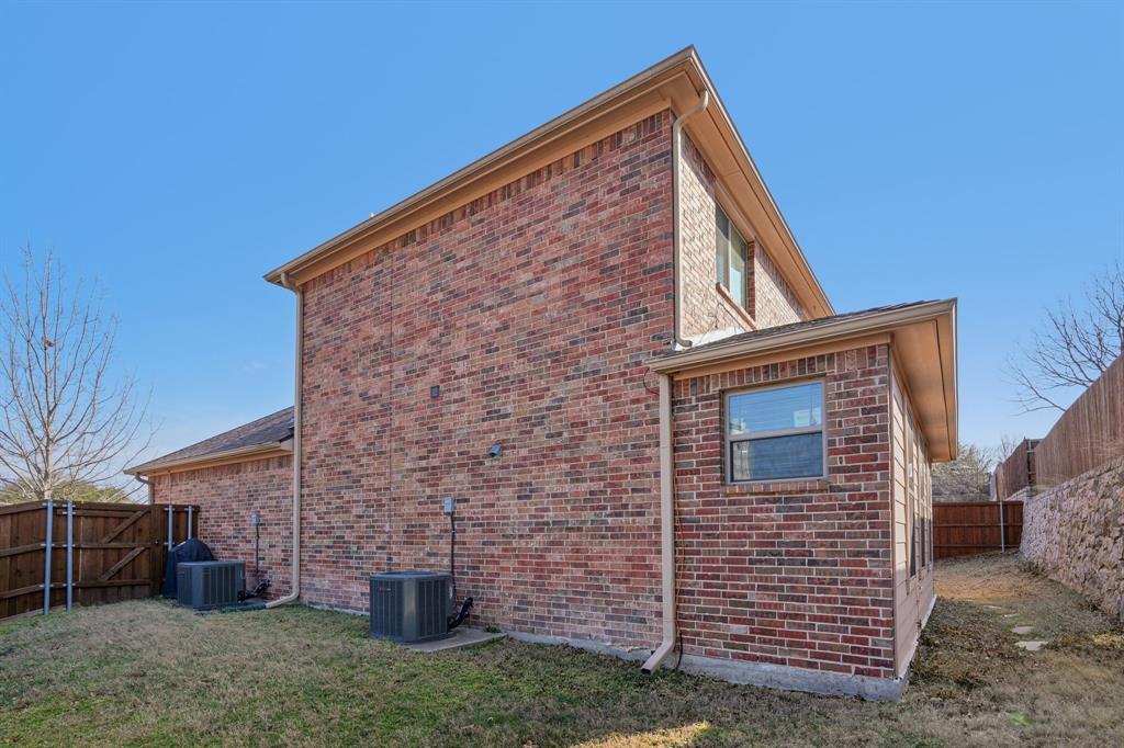 Village Runyon Spgs - Residential