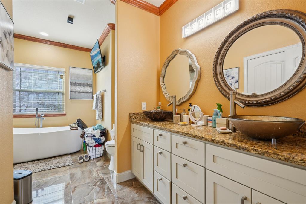 Village Runyon Spgs - Residential