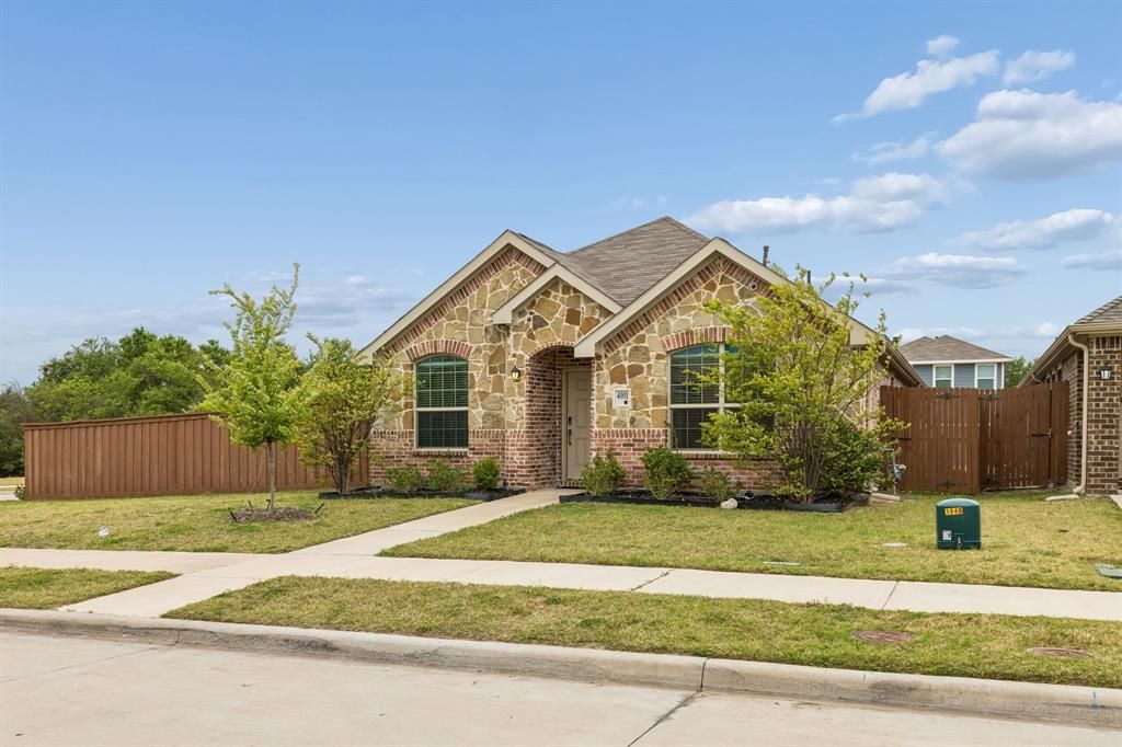 Photo of 4001 Fairmont Lane, Forney, TX 75126 (MLS # 21207051)