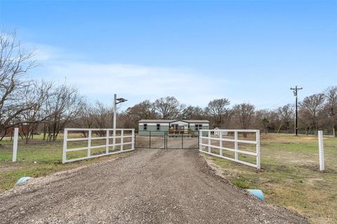 4803 County Road 0022 Corsicana TX 75110