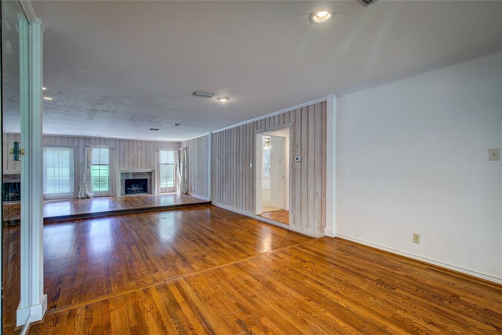 Oak Village West Addn - Residential