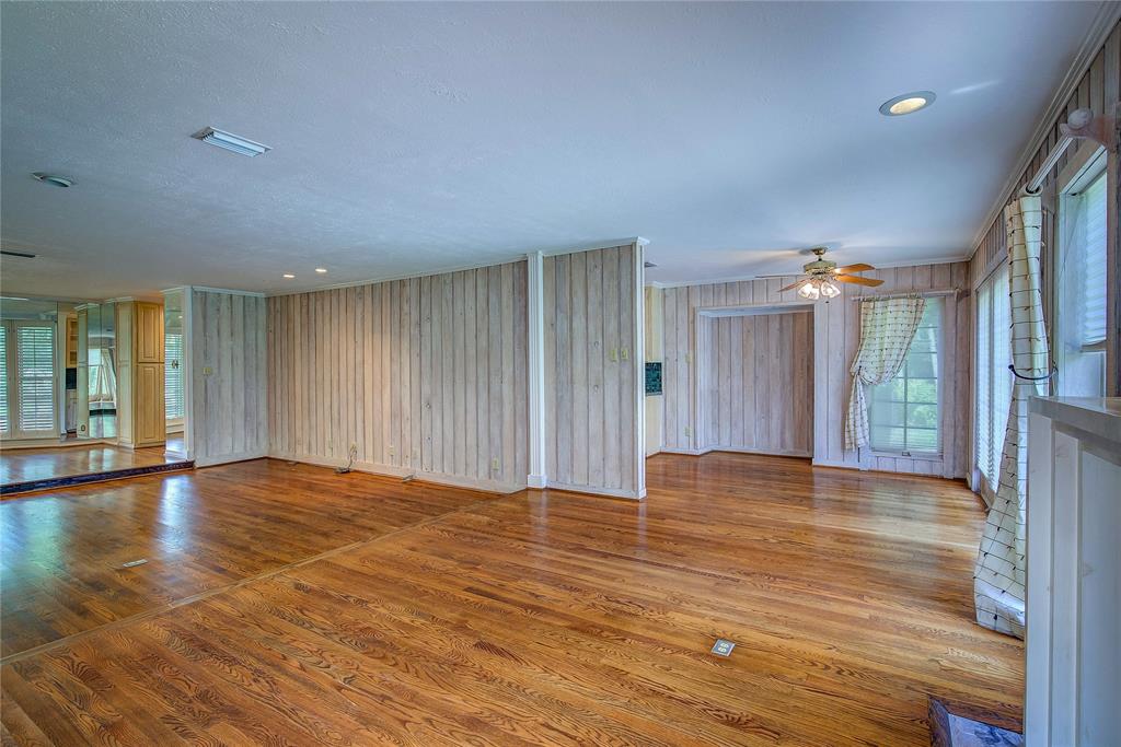 Oak Village West Addn - Residential