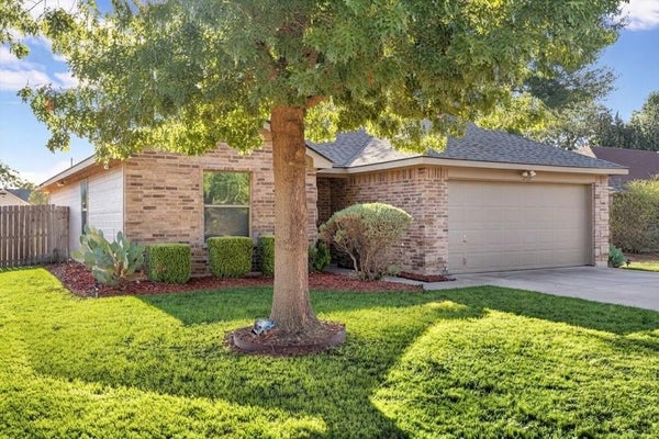 2721 CARTEN ST, FORT WORTH, TX 76112 - Image eb834b243bf0c40f296593eb9e8a91ba/2922523920
