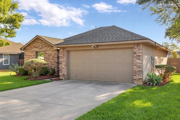 2721 CARTEN ST, FORT WORTH, TX 76112 - Image eb834b243bf0c40f296593eb9e8a91ba/3947204236