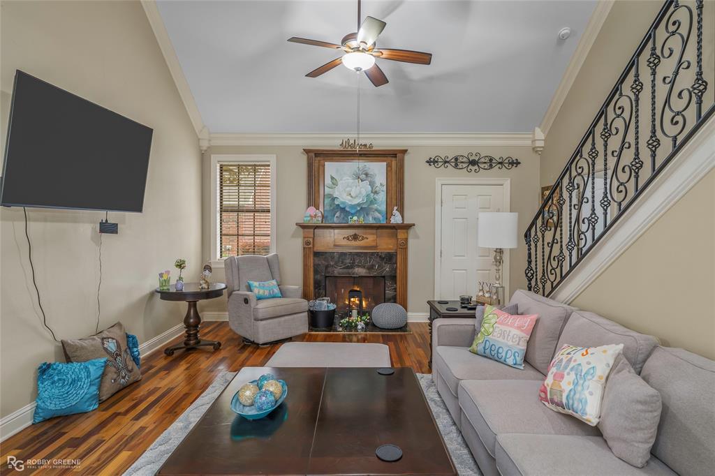 26 Meadow Creek Drive