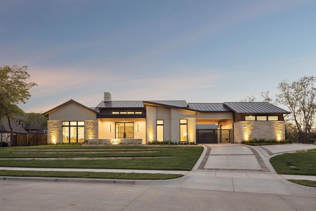 600 Pemberton Drive