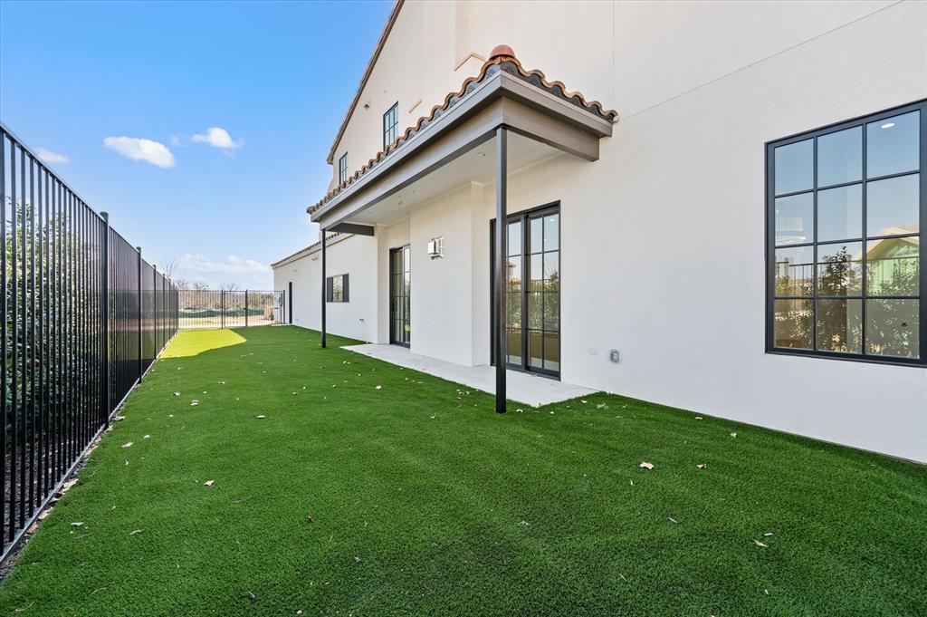 Lakeside Village Phase 1 - Residential