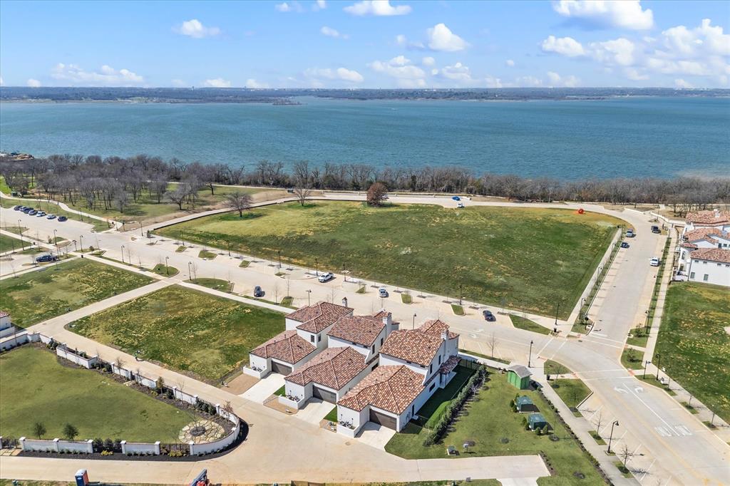 Lakeside Village Phase 1 - Residential