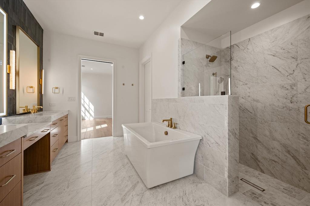 Lakeside Village Phase 1 - Residential