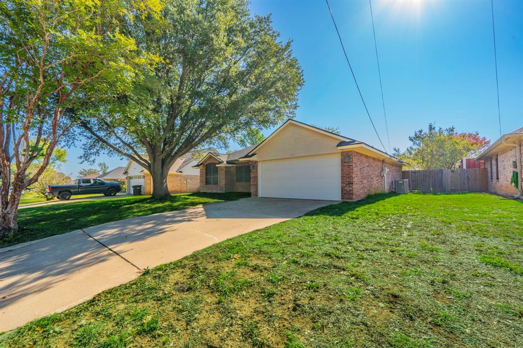 1507 Sunflower Lane