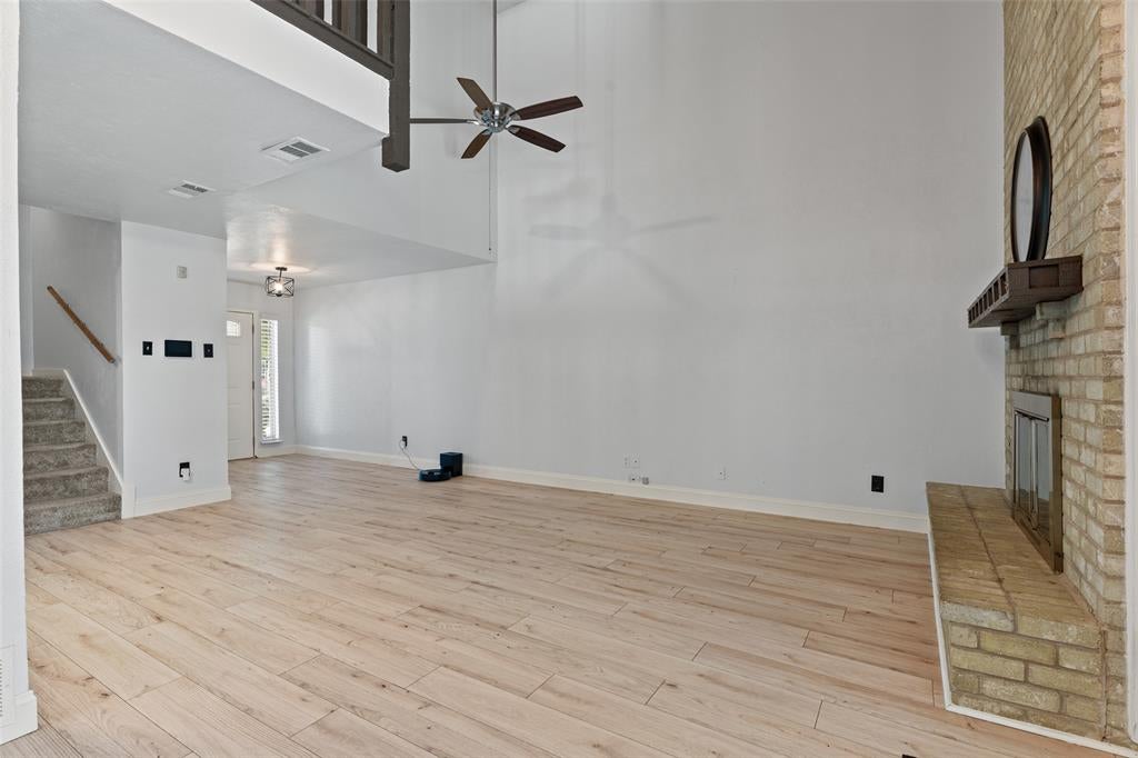 709 Royal Oaks Drive