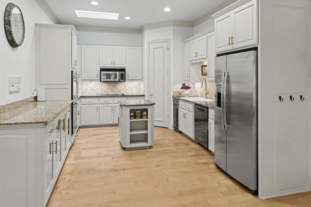 8623 Royalbrook Court