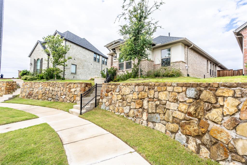 8101 Meadow Valley Drive