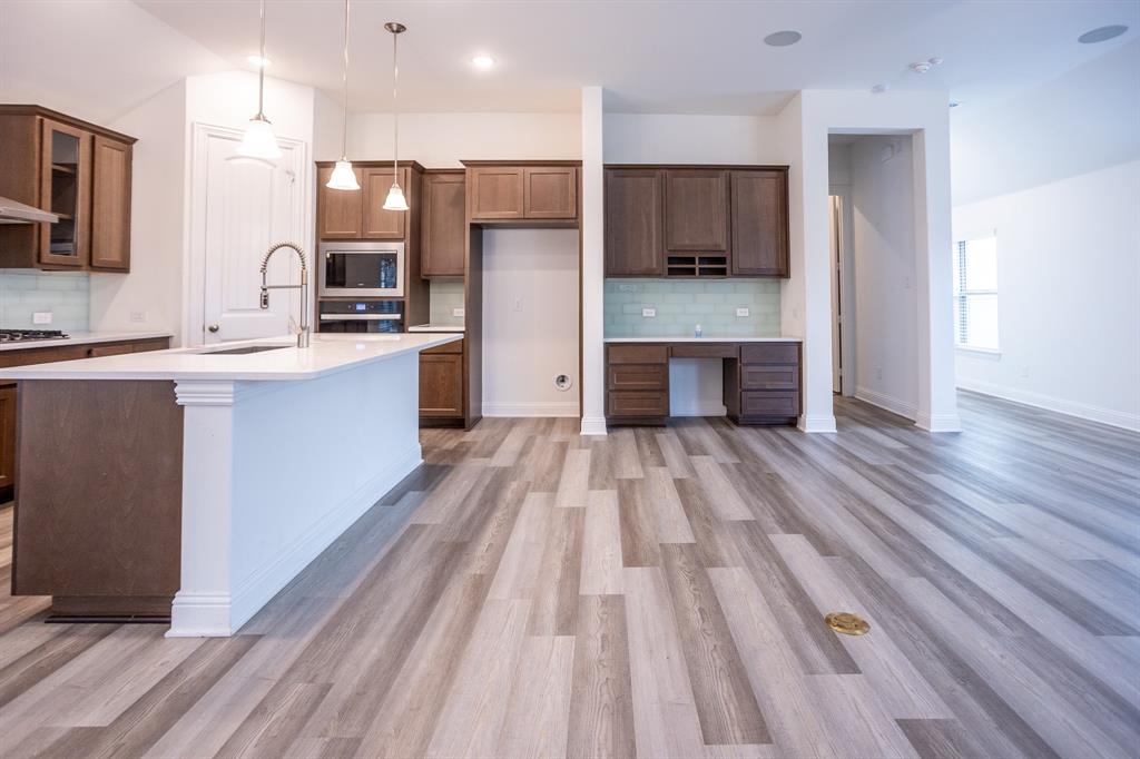 8101 Meadow Valley Drive