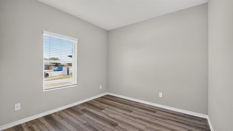 Tiny photo for 1052 FOXBURG Drive, Fort Worth, TX 76131 (MLS # 21340929)