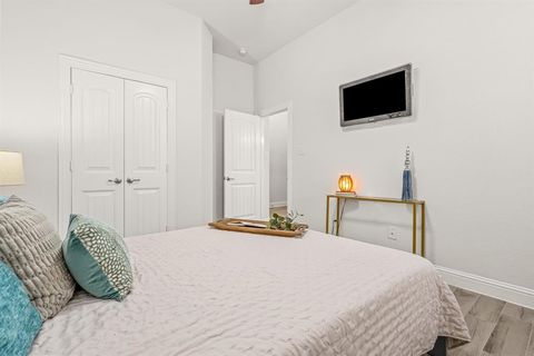 Tiny photo for 916 Berry Street, Celina, TX 75009 (MLS # 21233659)