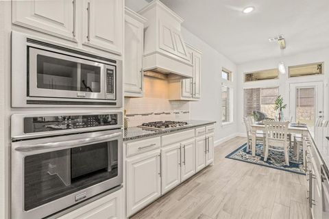 Tiny photo for 916 Berry Street, Celina, TX 75009 (MLS # 21233659)