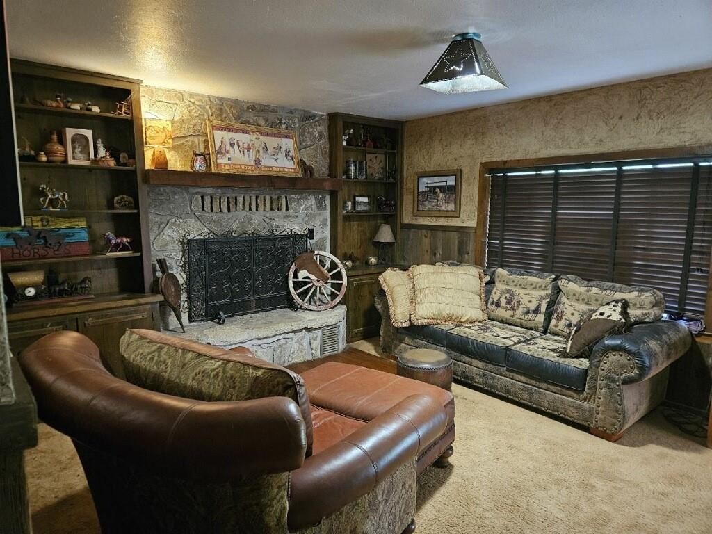 8401 Fm 2738