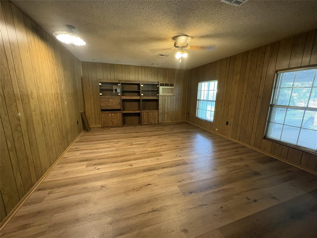 212 S Norma Drive