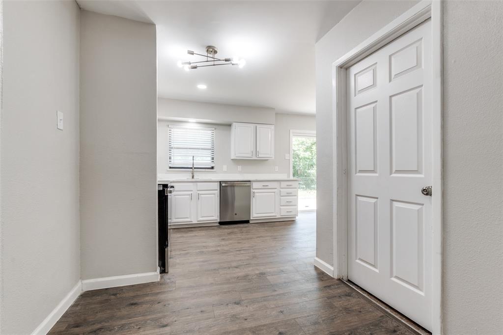 Cloverdale 05 Rev - Residential