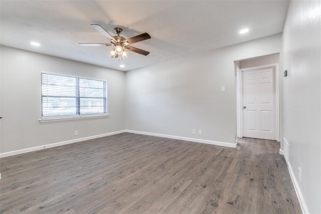 Cloverdale 05 Rev - Residential