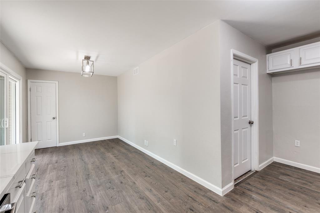 Cloverdale 05 Rev - Residential