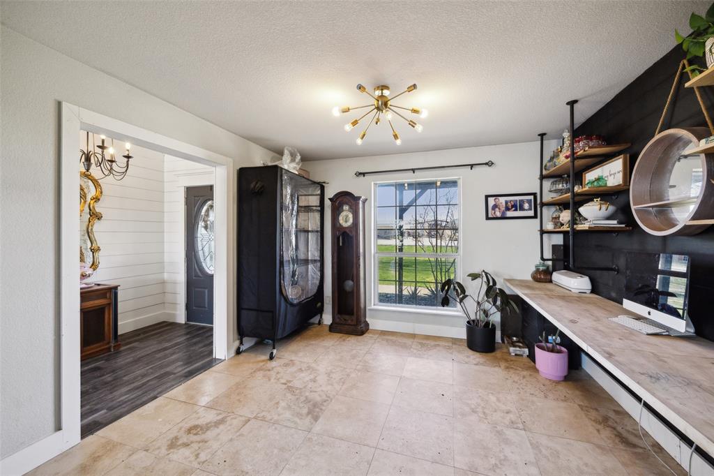 2601 Plains Trail