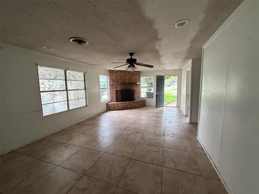 Oak Trail Shores Sec B - Residential