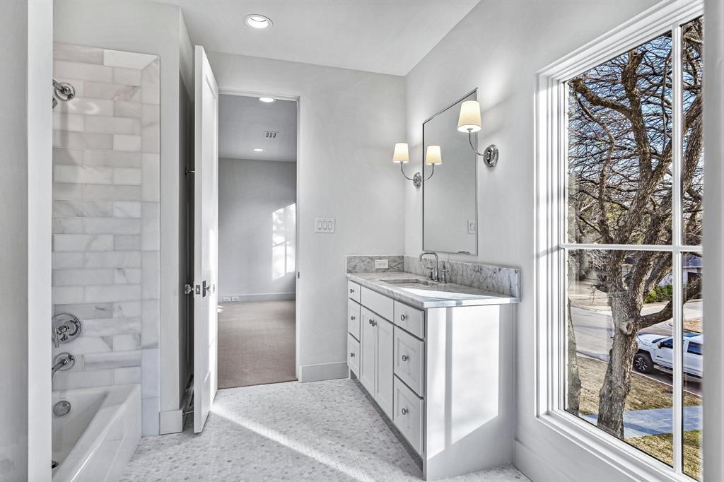 Preston Hills 04 Rev - Residential