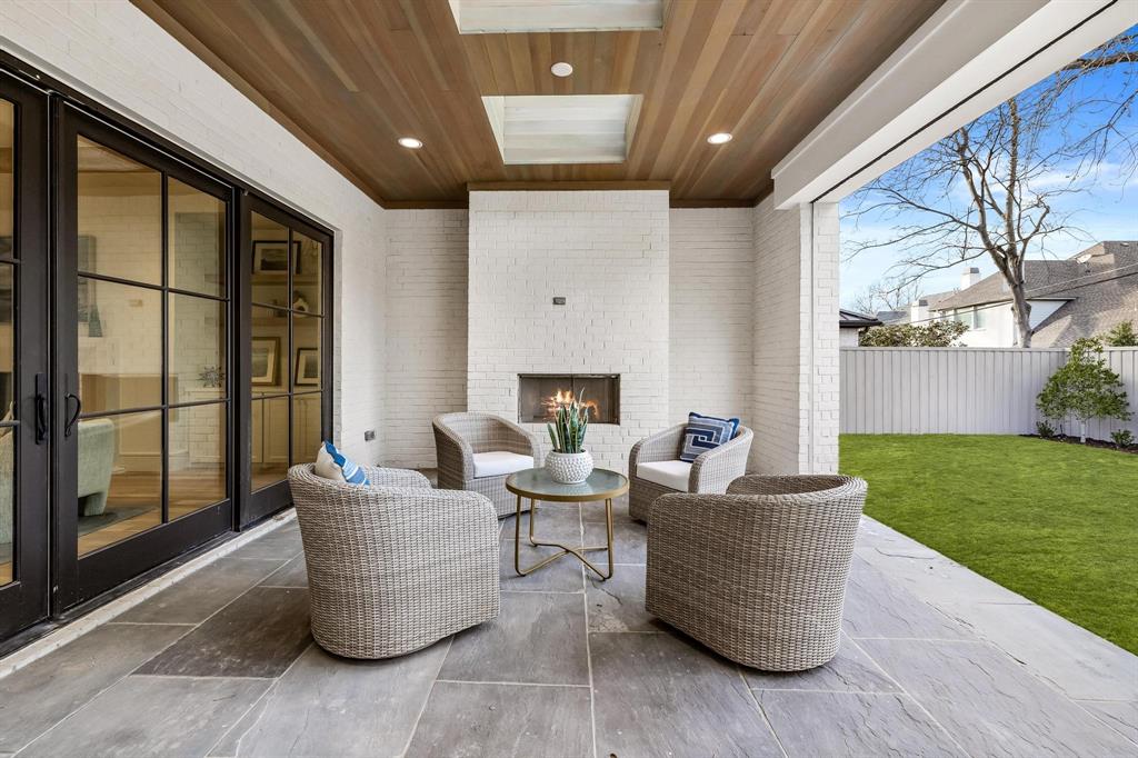 Preston Hills 04 Rev - Residential