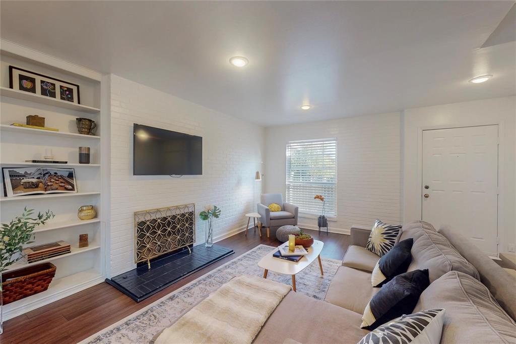 7773 Royal Lane